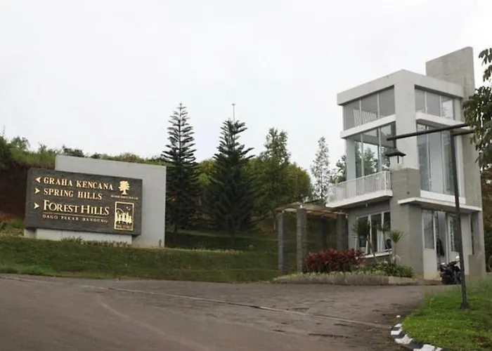 Imah Dago Villa - Budget Staycation villa in Bandung